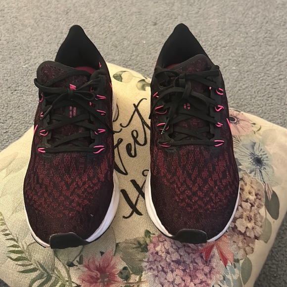 Nike Zoom pink and black size 10 - Picture 1 of 4